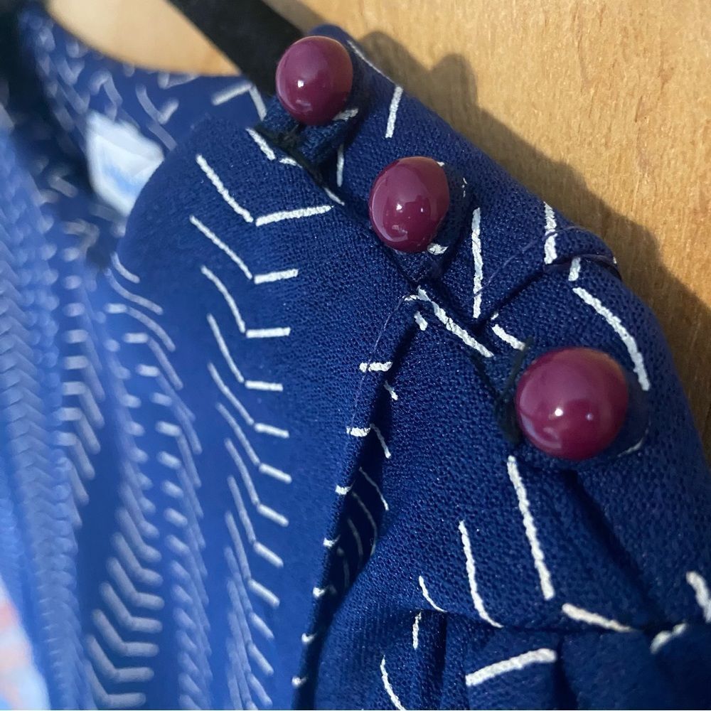 Vintage Periwinkle 80s Geometric Arrow Print Blue Puff Sleeve Dress Sz 10 - Picture 5 of 11